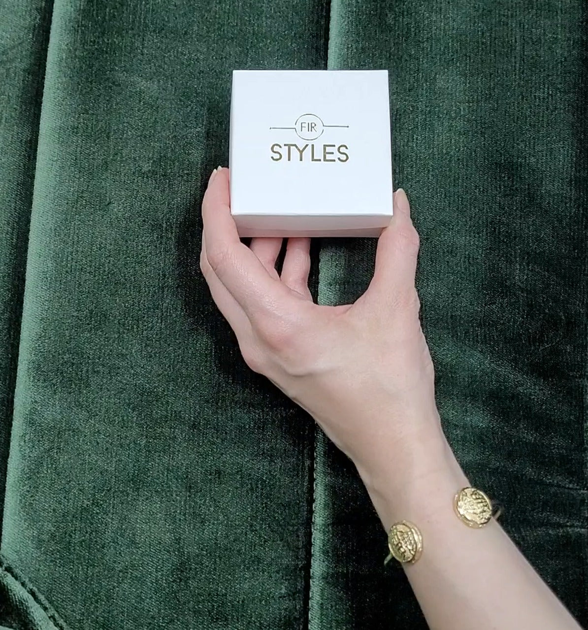 FIR Styles Bracelet Jewelry